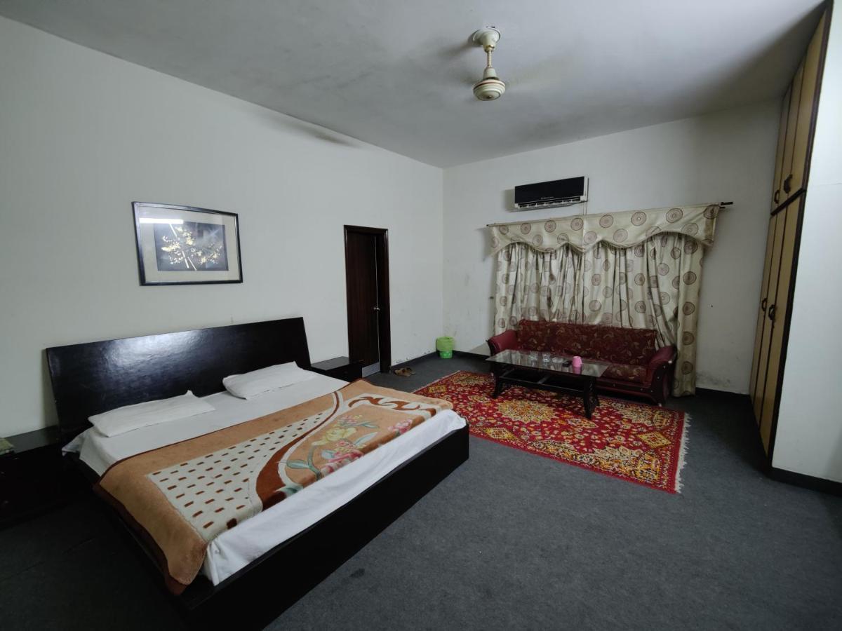 Magnum Hotel Lahore Ngoại thất bức ảnh