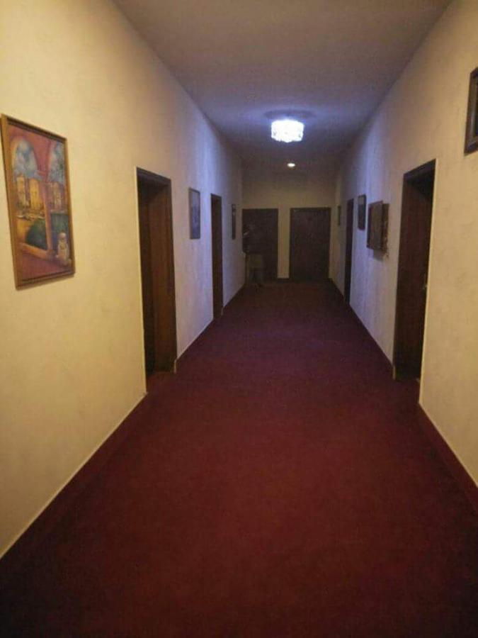 Magnum Hotel Lahore Ngoại thất bức ảnh