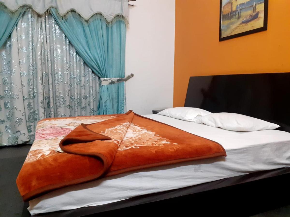 Magnum Hotel Lahore Ngoại thất bức ảnh